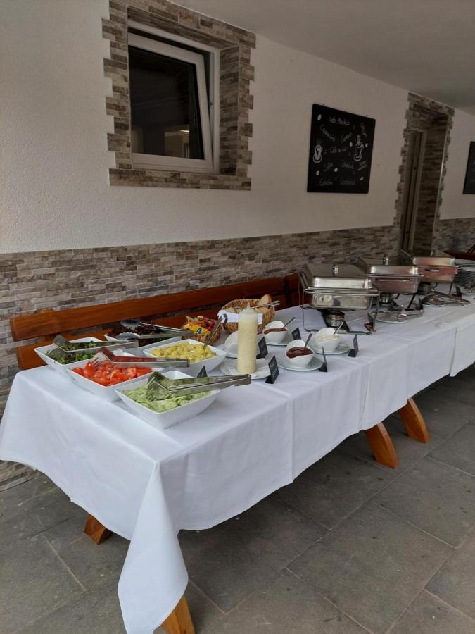 Hotel Landgasthof Frankenstern Goessweinstein Extérieur photo