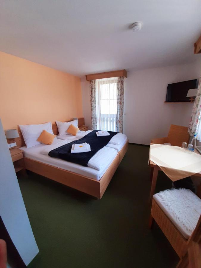 Hotel Landgasthof Frankenstern Goessweinstein Extérieur photo