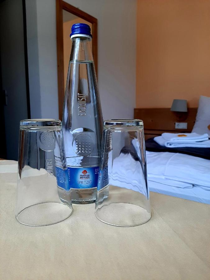 Hotel Landgasthof Frankenstern Goessweinstein Extérieur photo