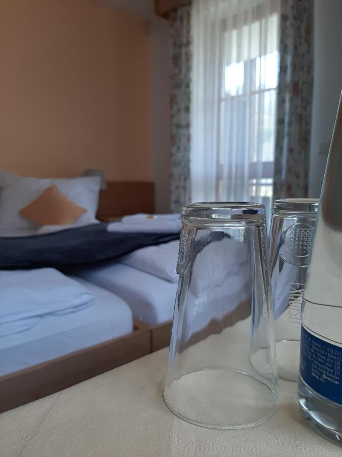 Hotel Landgasthof Frankenstern Goessweinstein Extérieur photo