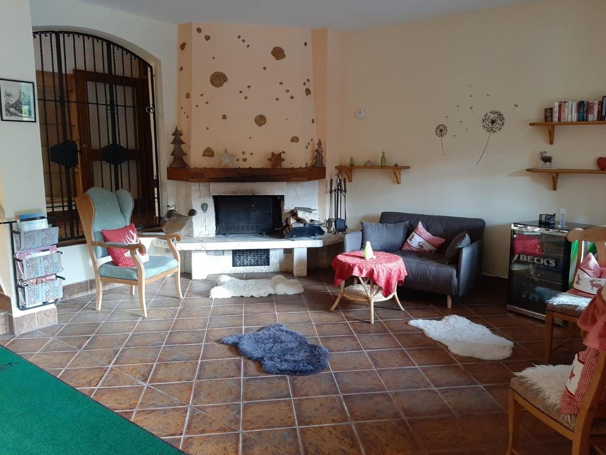 Hotel Landgasthof Frankenstern Goessweinstein Extérieur photo